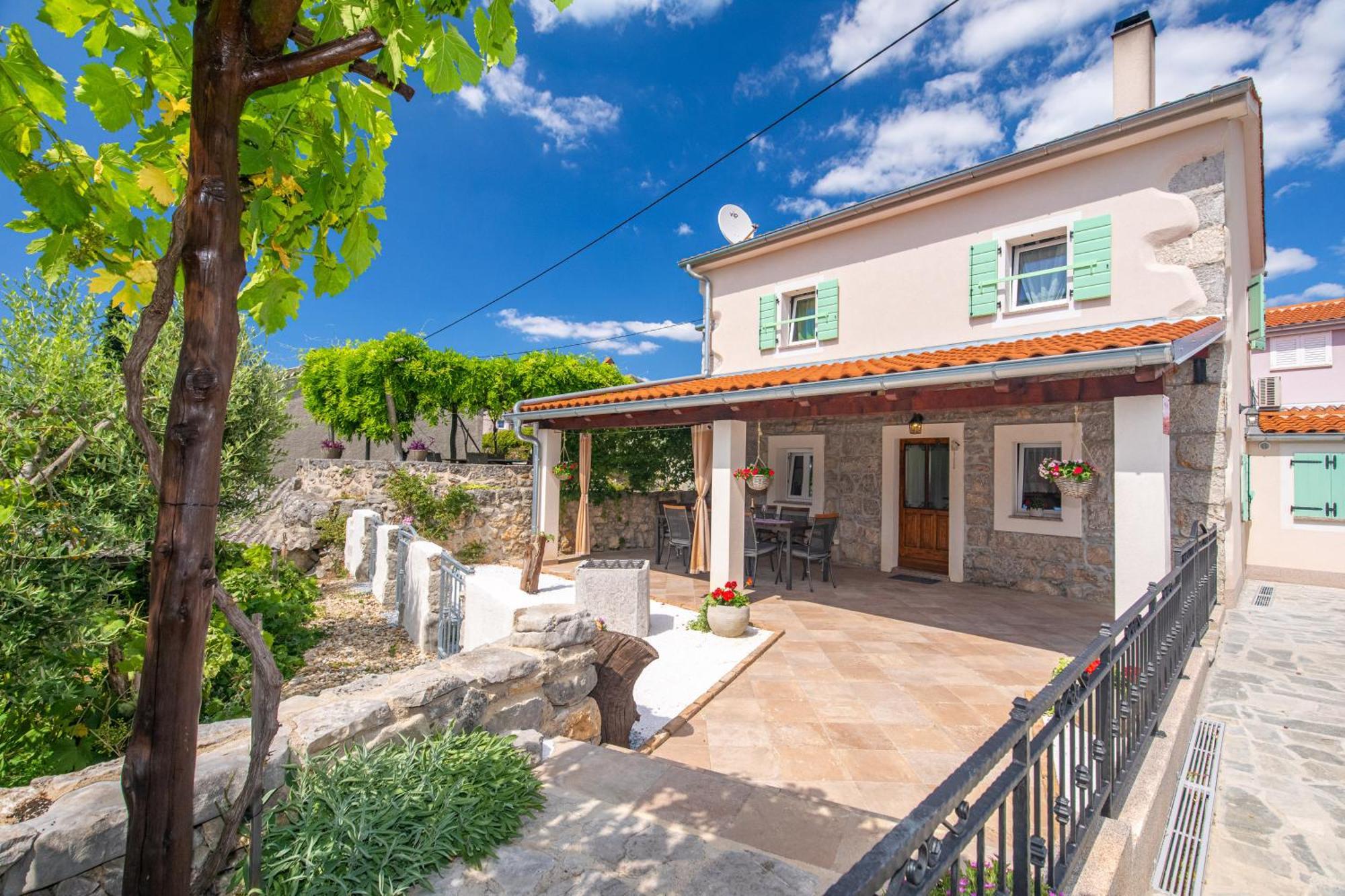 Holiday House Anabella Krk Town Exterior photo