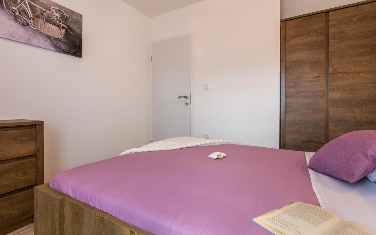 Holiday House Anabella Krk Town Exterior photo