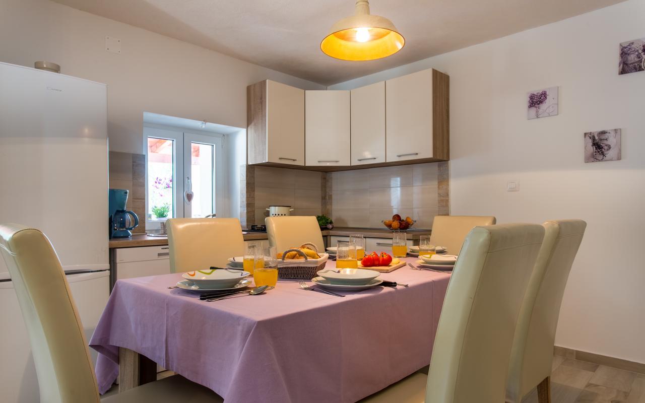 Holiday House Anabella Krk Town Exterior photo